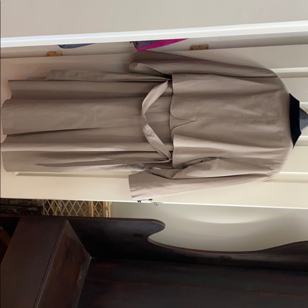 Raincoat - Picture 2 of 4